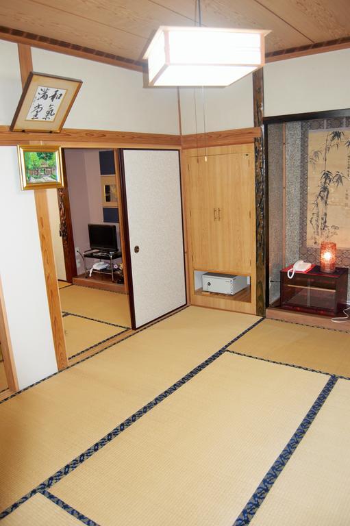 Ryokan Tsuruya Intaku Yufu Phòng bức ảnh